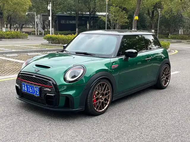 MINI 