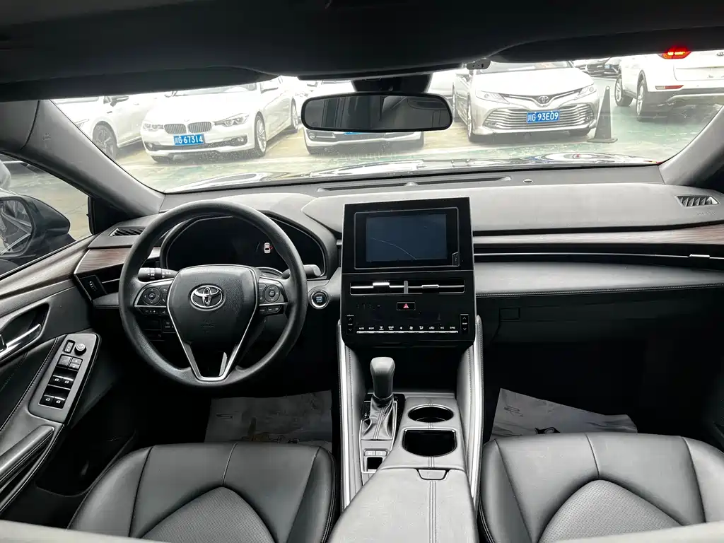Toyota Avalon — миниатюра 5