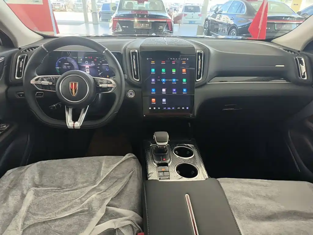 Hongqi Hongqi HS3 PHEV — миниатюра 10