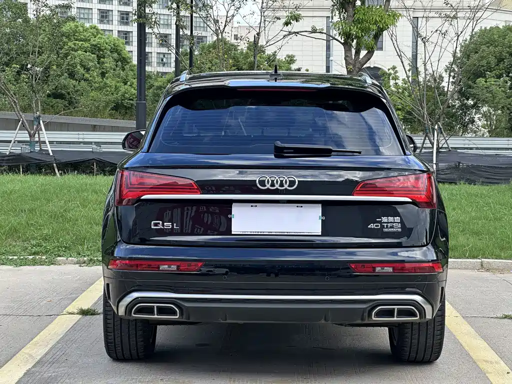 Audi Q5L — миниатюра 15