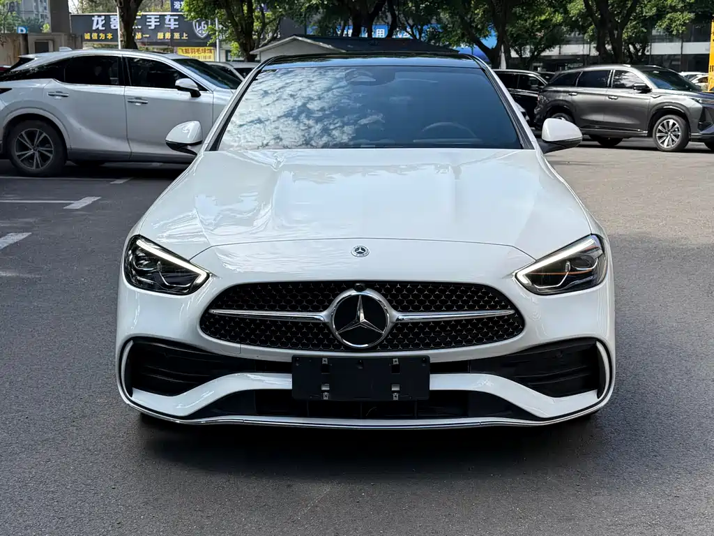 Mercedes-Benz C-Class — миниатюра 2