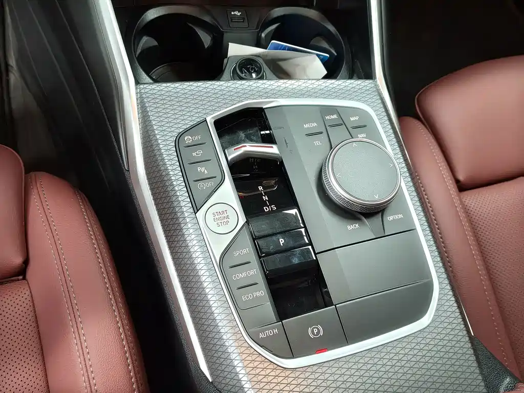 BMW 3 Series — миниатюра 12