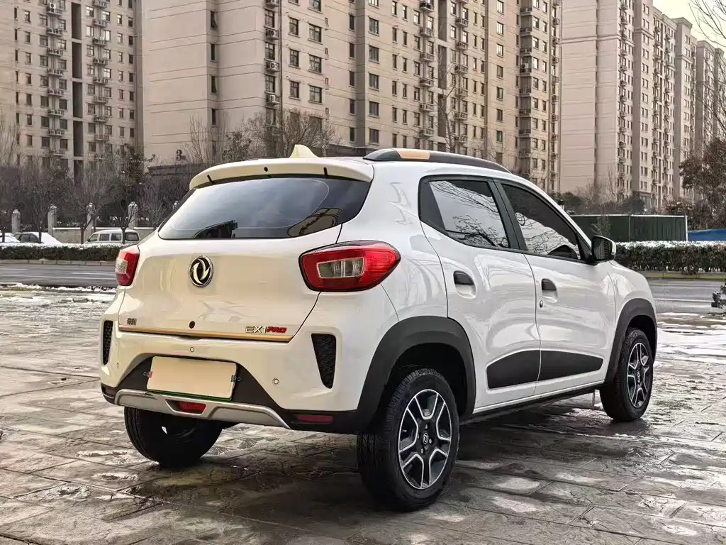 DONGFENG EX1