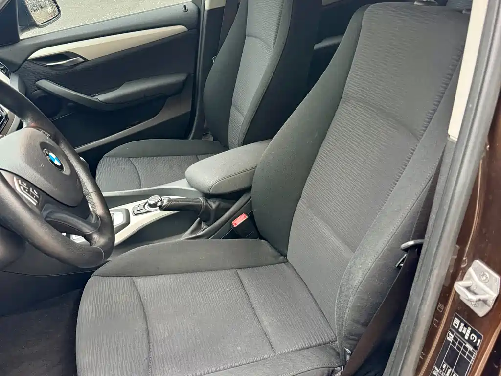BMW X1 2014 sDrive18i Fashion
