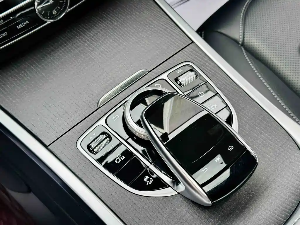 Mercedes-Benz G-Class — миниатюра 7