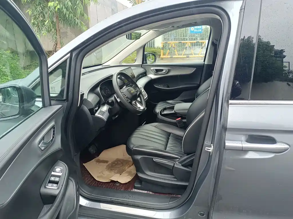 Roewe iMAX8 — миниатюра 4