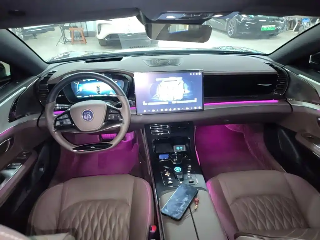 BYD Han — миниатюра 10