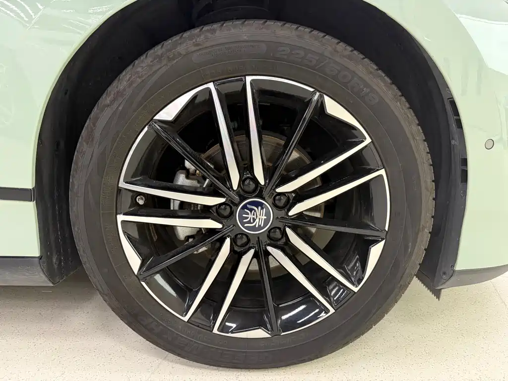 BYD Qin L — миниатюра 9
