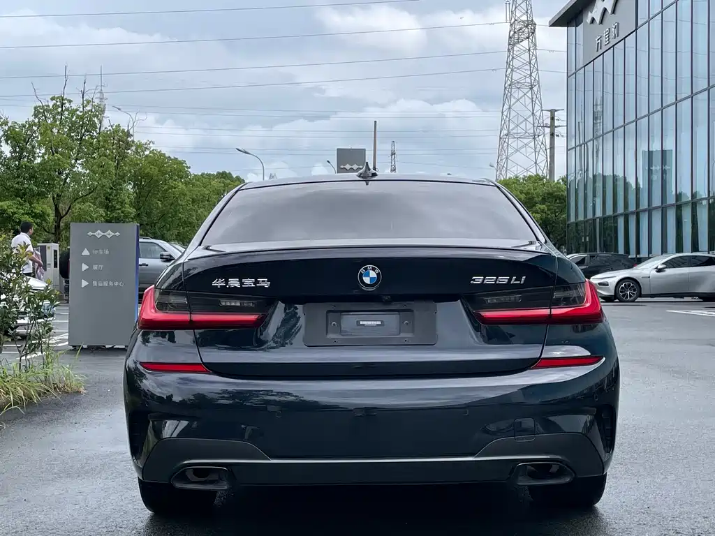 BMW 3 Series — миниатюра 19