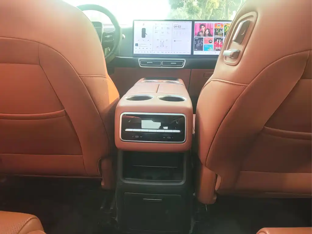Li Auto L8 2023 Pro