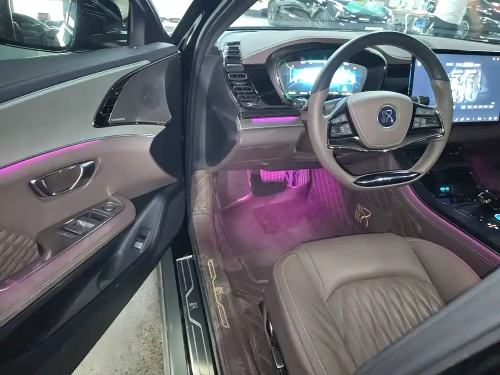 BYD Han — миниатюра 16