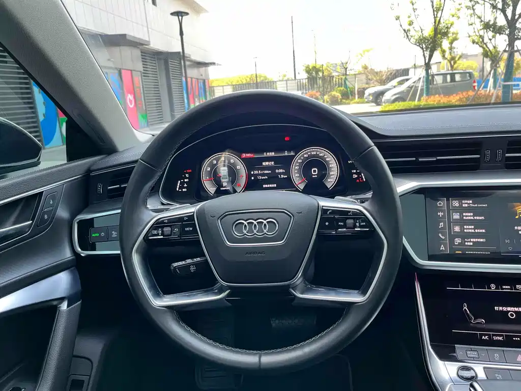 Audi A7L — миниатюра 11