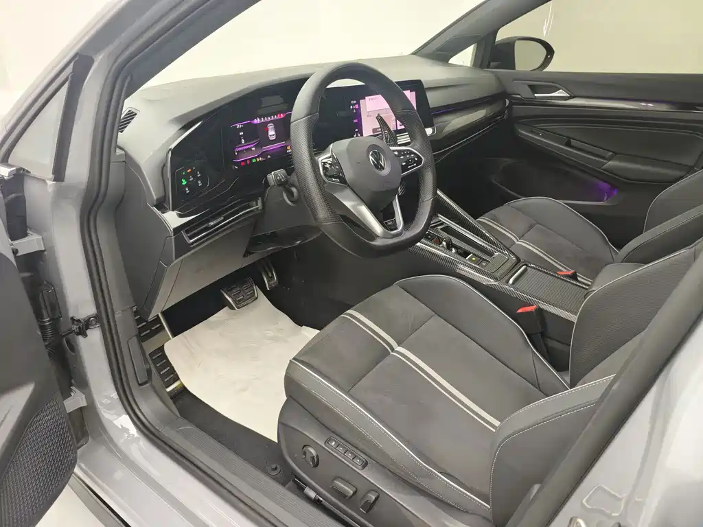 Volkswagen Golf — миниатюра 12