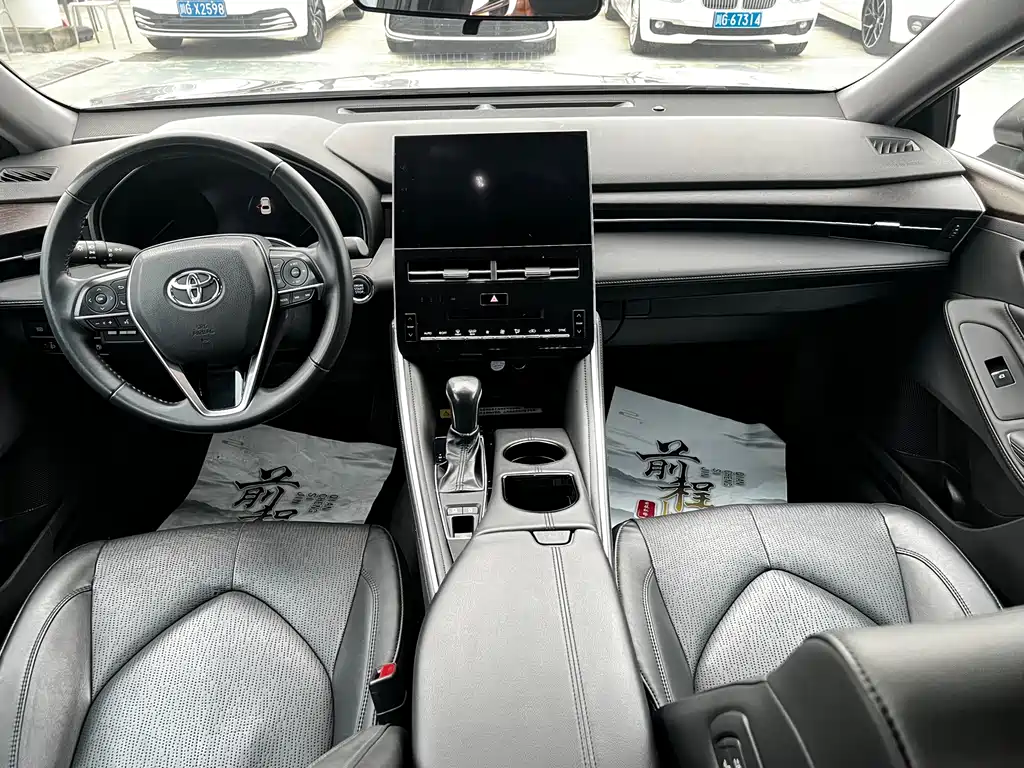 Toyota Avalon — миниатюра 5