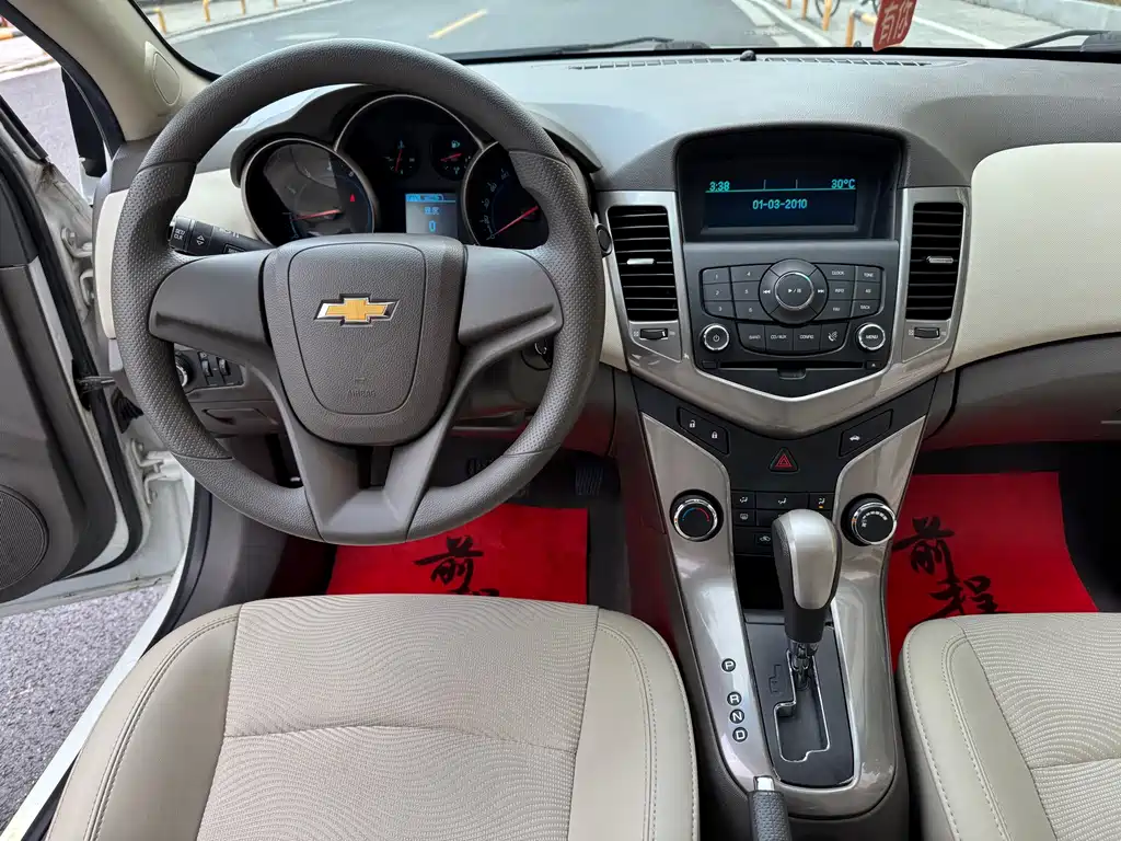 Chevrolet Cruze — миниатюра 11