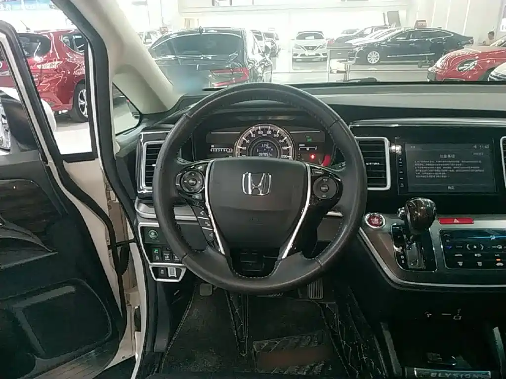 Honda Elysion — миниатюра 11