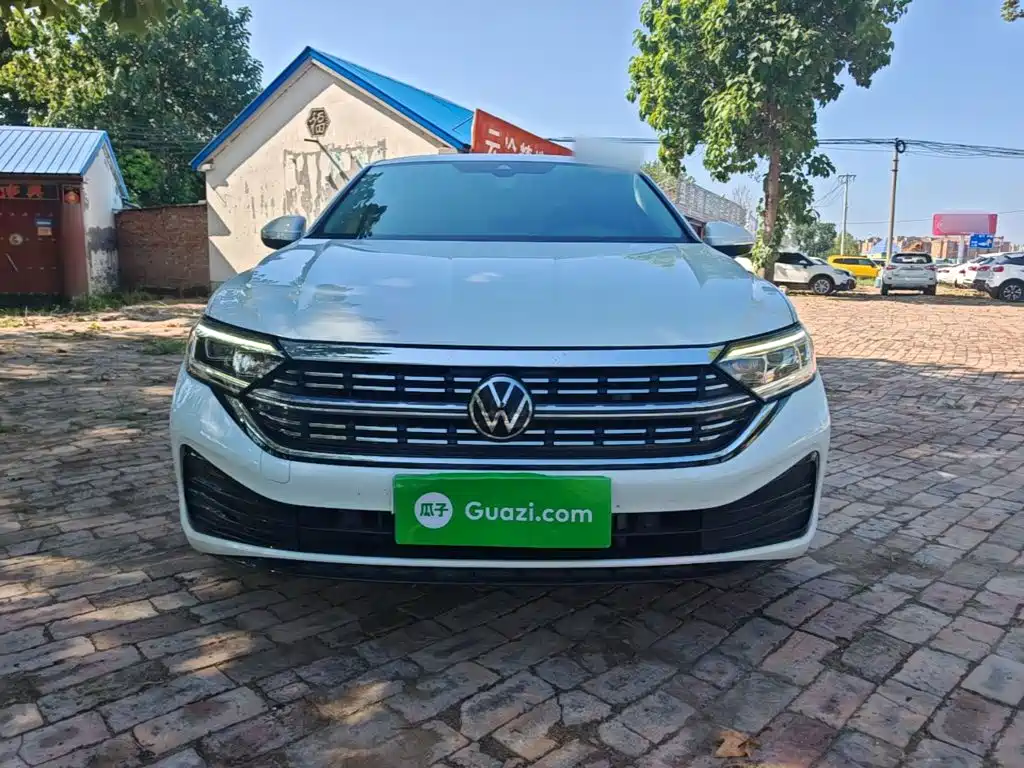 Volkswagen Sagitar — миниатюра 3