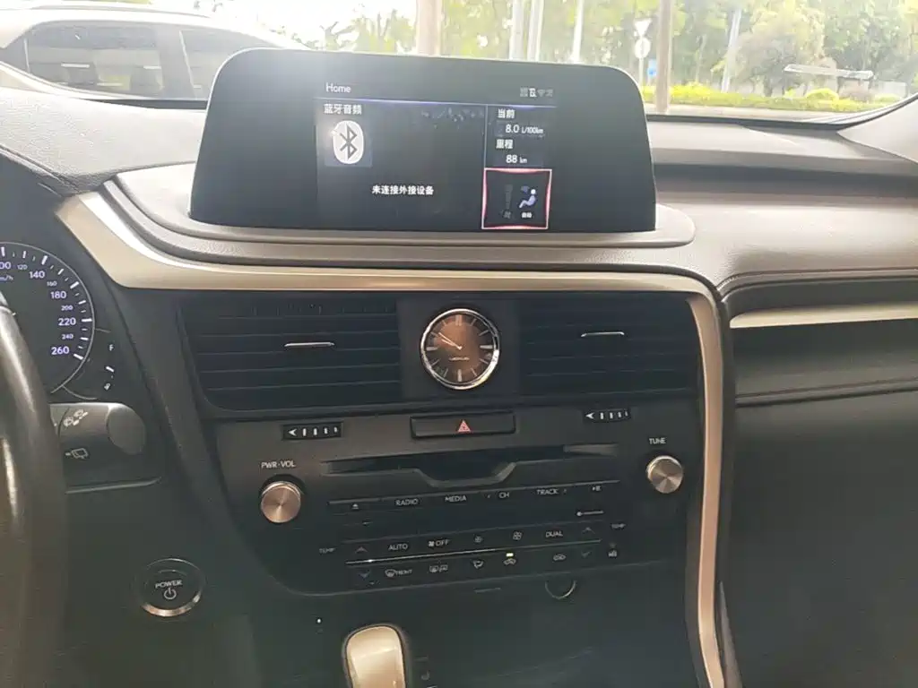 Lexus RX — миниатюра 13