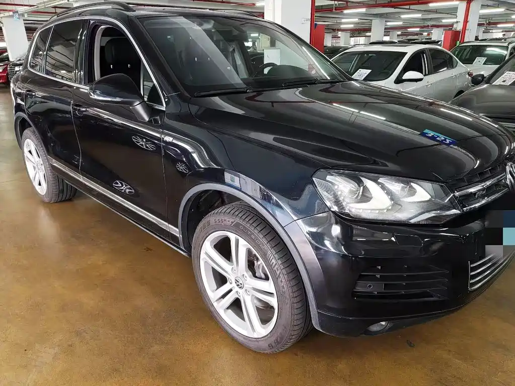 Volkswagen Touareg — миниатюра 2