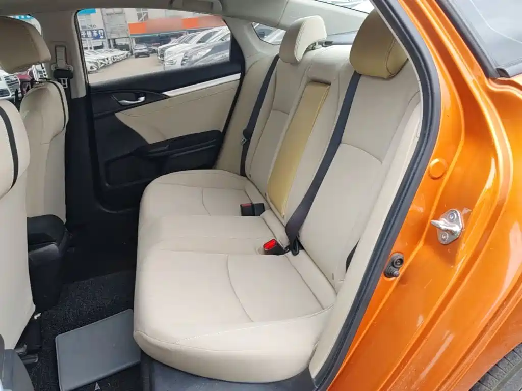 Honda Civic — миниатюра 17