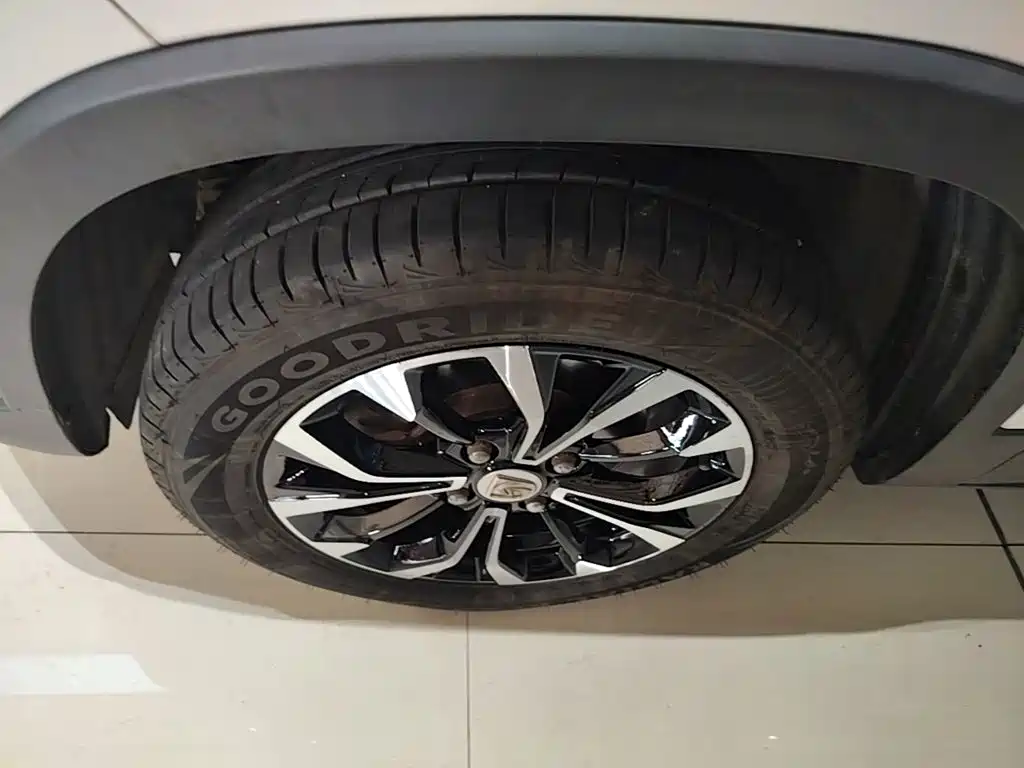 Baojun 510 — миниатюра 23