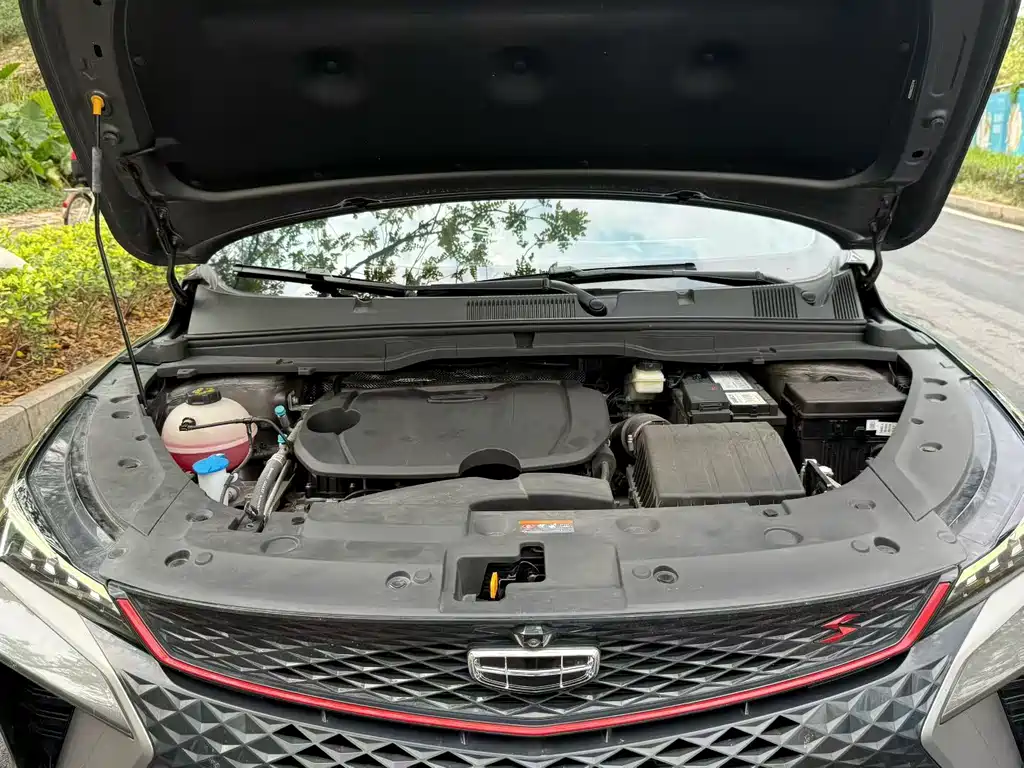 Geely Binyue — миниатюра 9