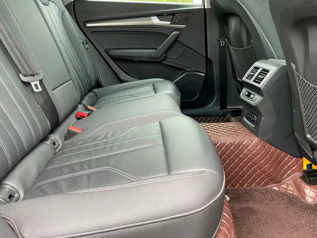 Audi Q5L — миниатюра 14