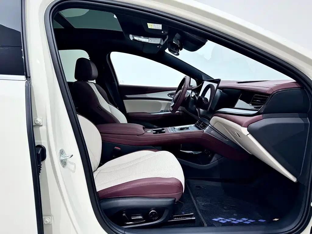 BYD Seal 07 DM-i — миниатюра 16