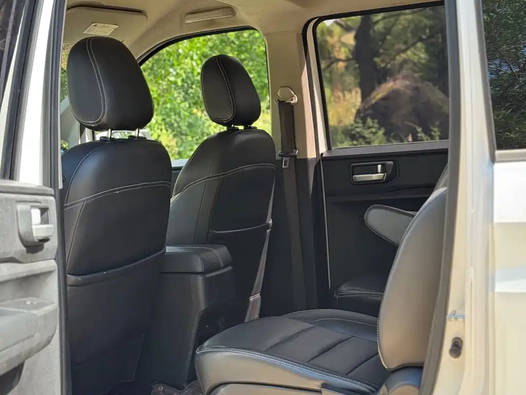 Wuling Hongguang PLUS — миниатюра 8