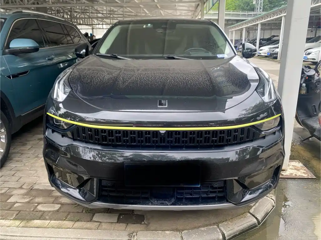 Купить Lynk & Co 05