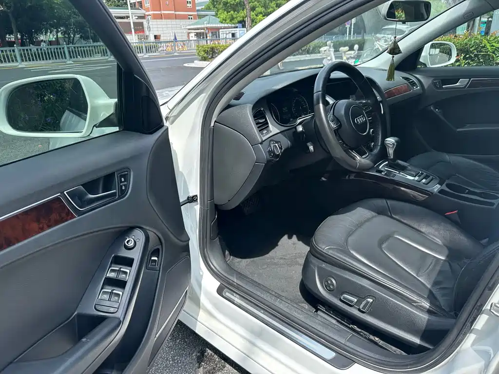 Audi A4L — миниатюра 8