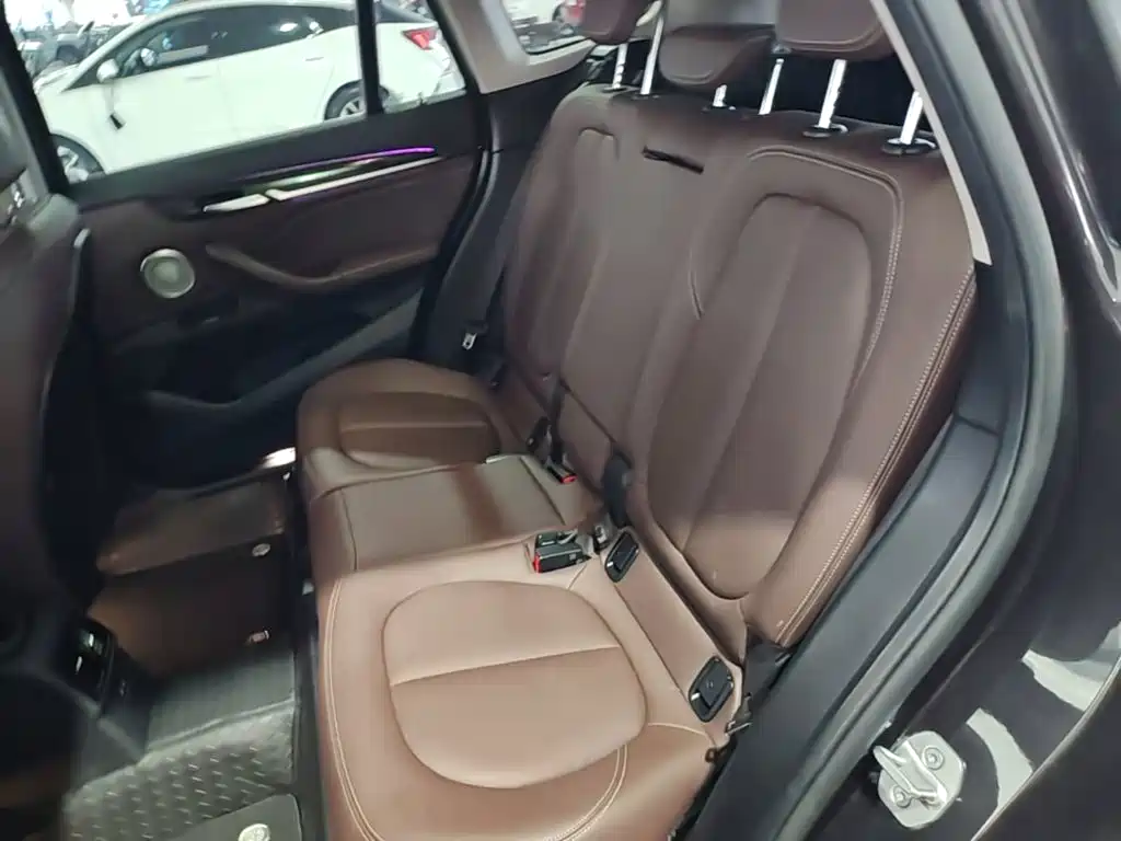 BMW X1 — миниатюра 17