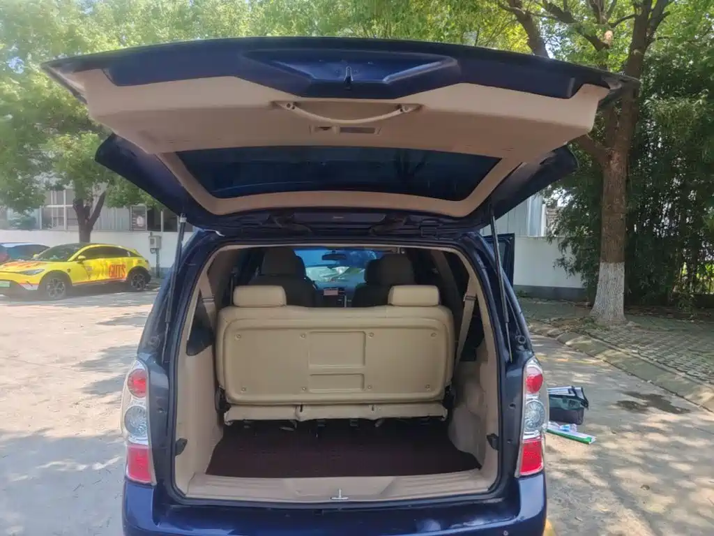 Buick GL8 — миниатюра 19