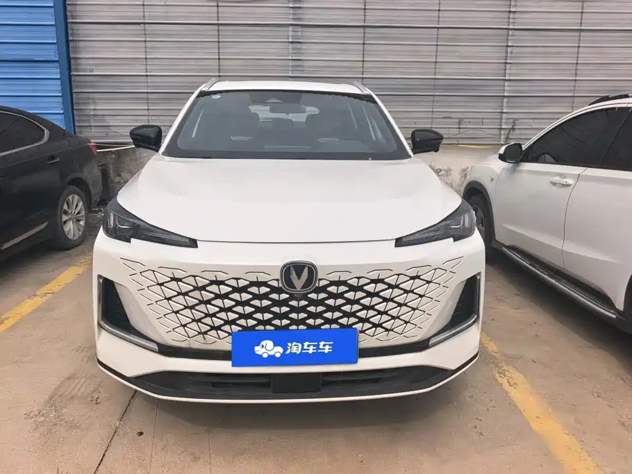 Changan CS55PLUS PHEV — миниатюра 2