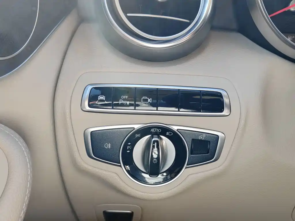 Mercedes-Benz GLC — миниатюра 27