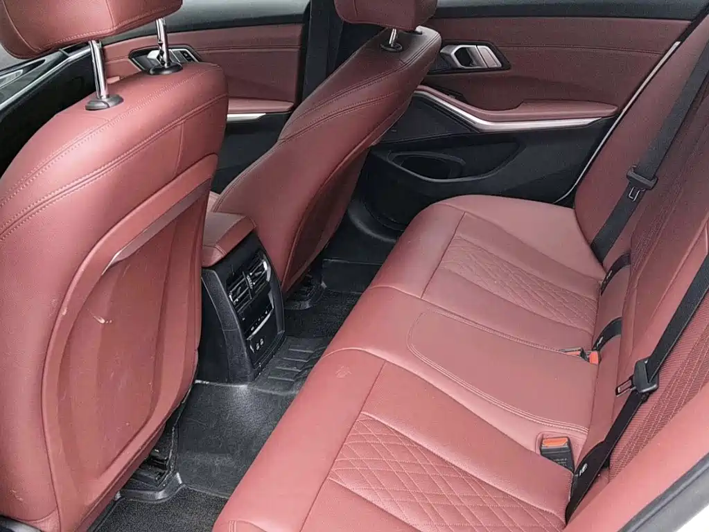 BMW 3 Series — миниатюра 10