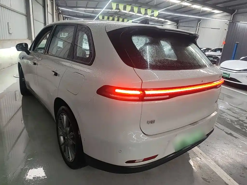 Leapmotor Leapmotor C10 — миниатюра 5
