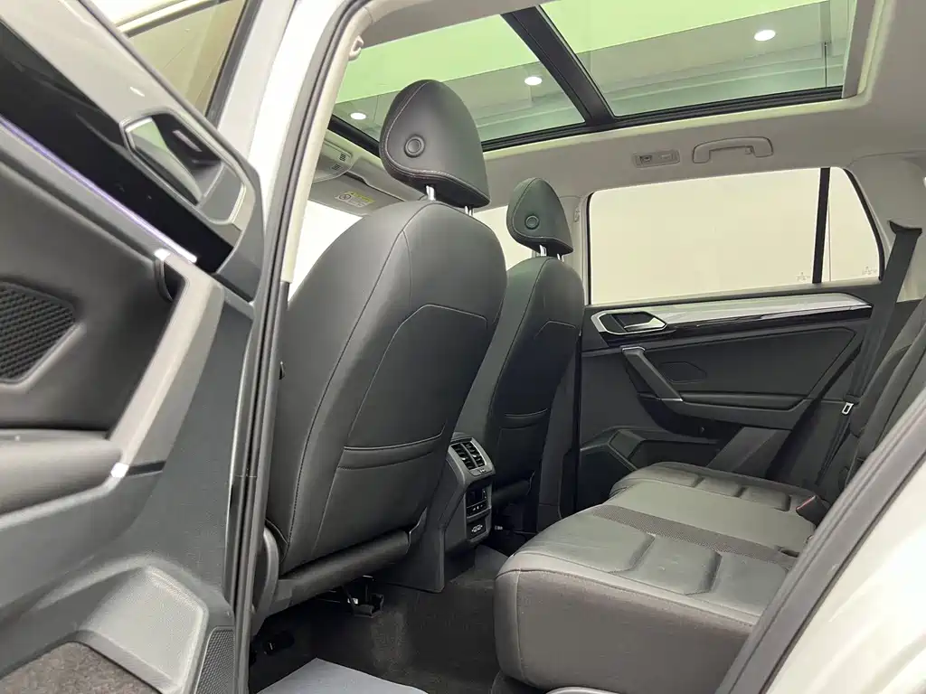 Volkswagen Tayron — миниатюра 8