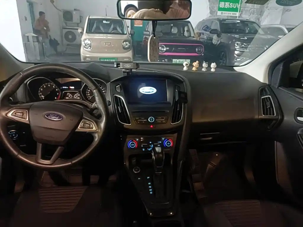 Ford Focus — миниатюра 5