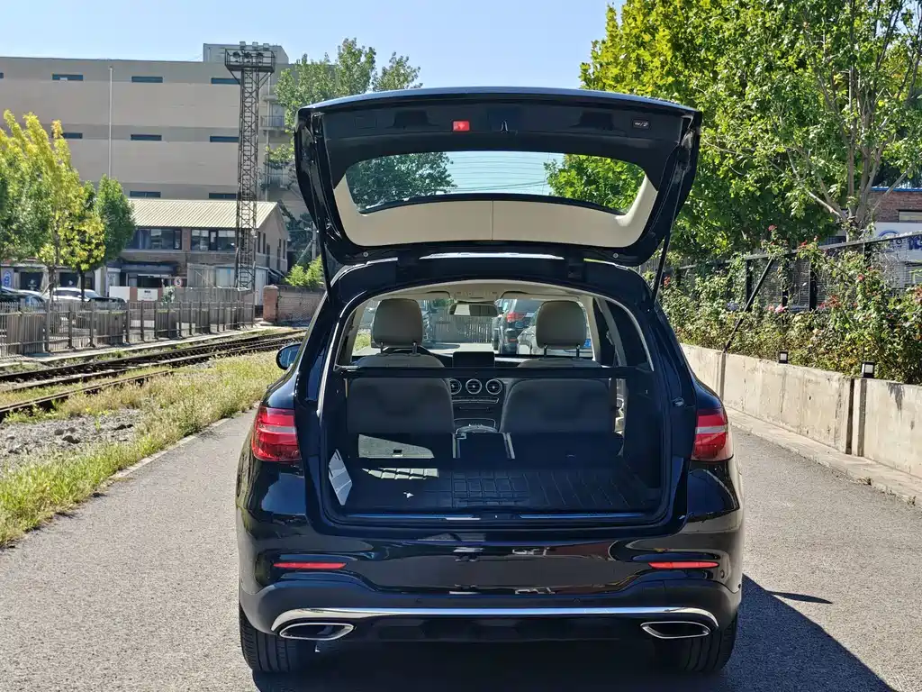 Mercedes-Benz GLC — миниатюра 17