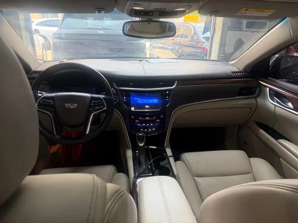 Cadillac XTS 2017 28T Elite