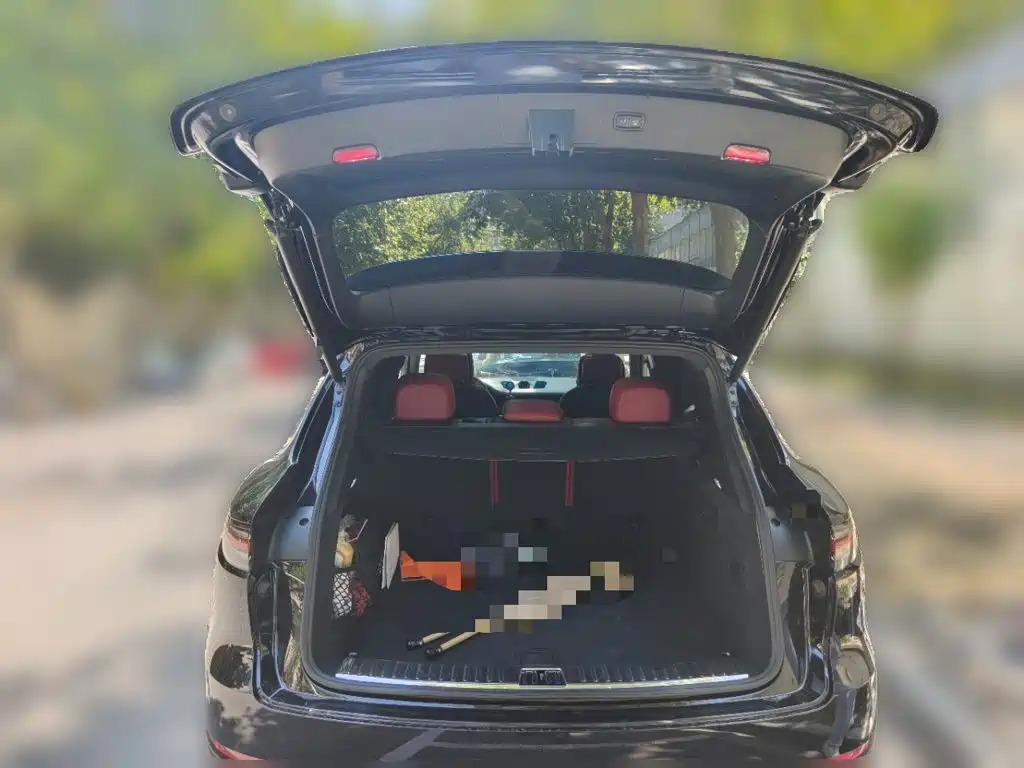 Porsche Cayenne — миниатюра 14