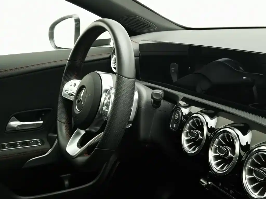 Mercedes-Benz CLA (Import) — миниатюра 22