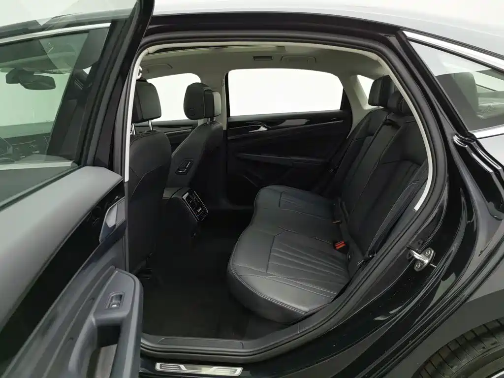 Volkswagen Passat — миниатюра 15