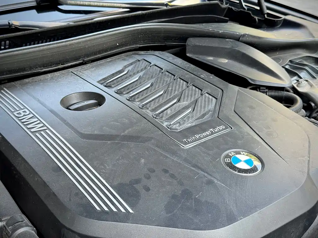BMW 5 Series (Import) — миниатюра 16