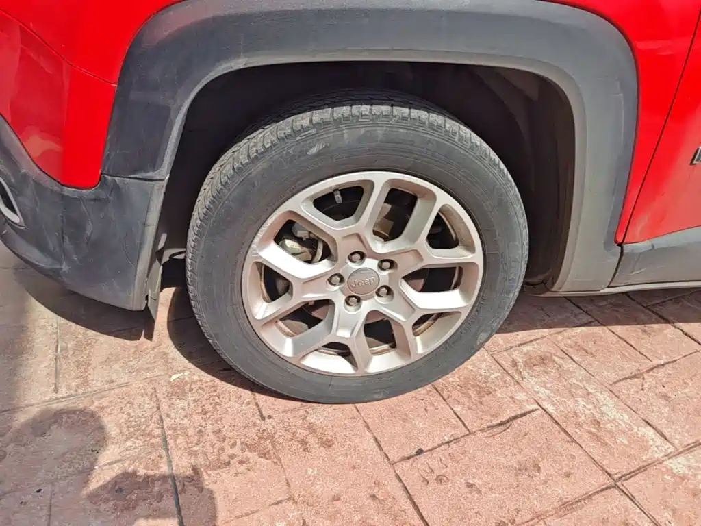 Jeep Renegade — миниатюра 23