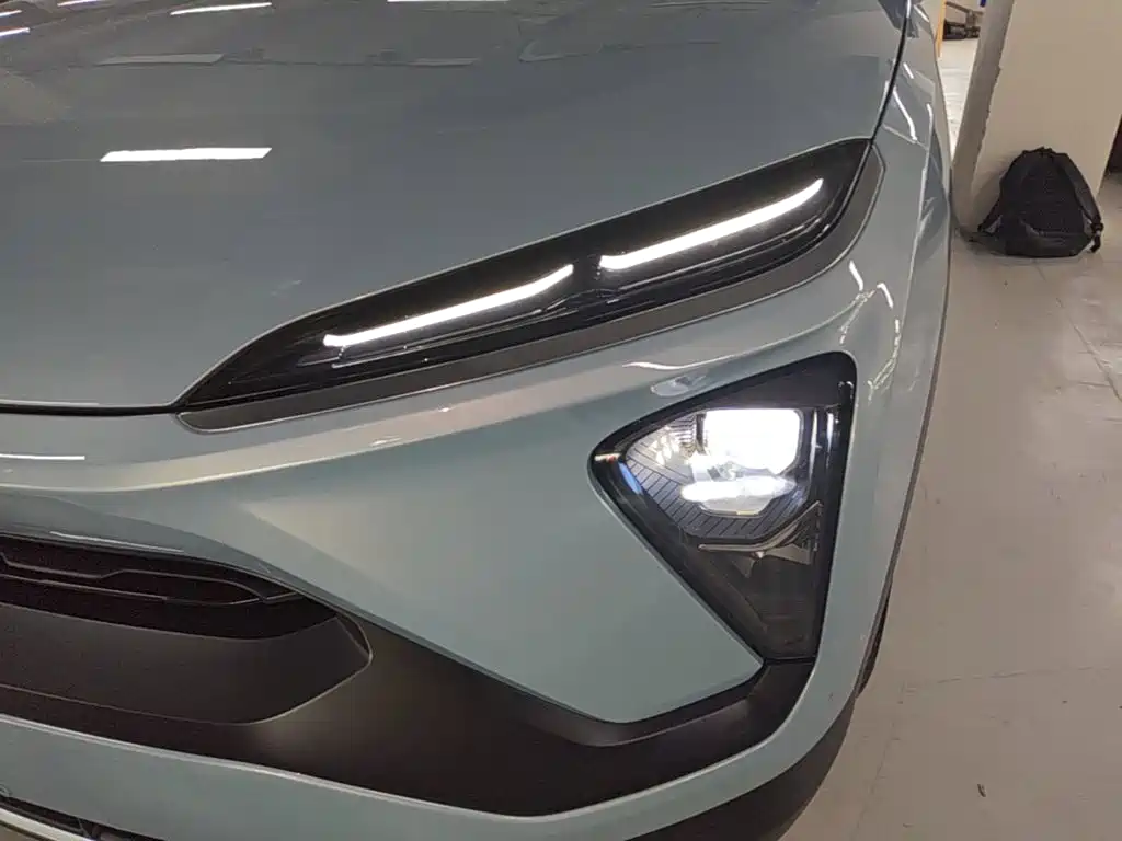 NIO ES6 — миниатюра 24