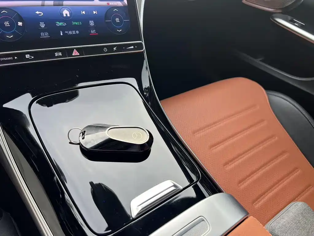 Mercedes-Benz C-Class — миниатюра 14