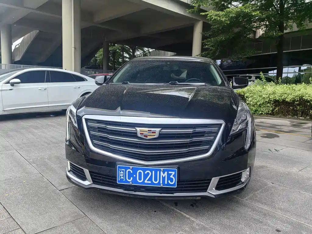 Cadillac XTS — миниатюра 2