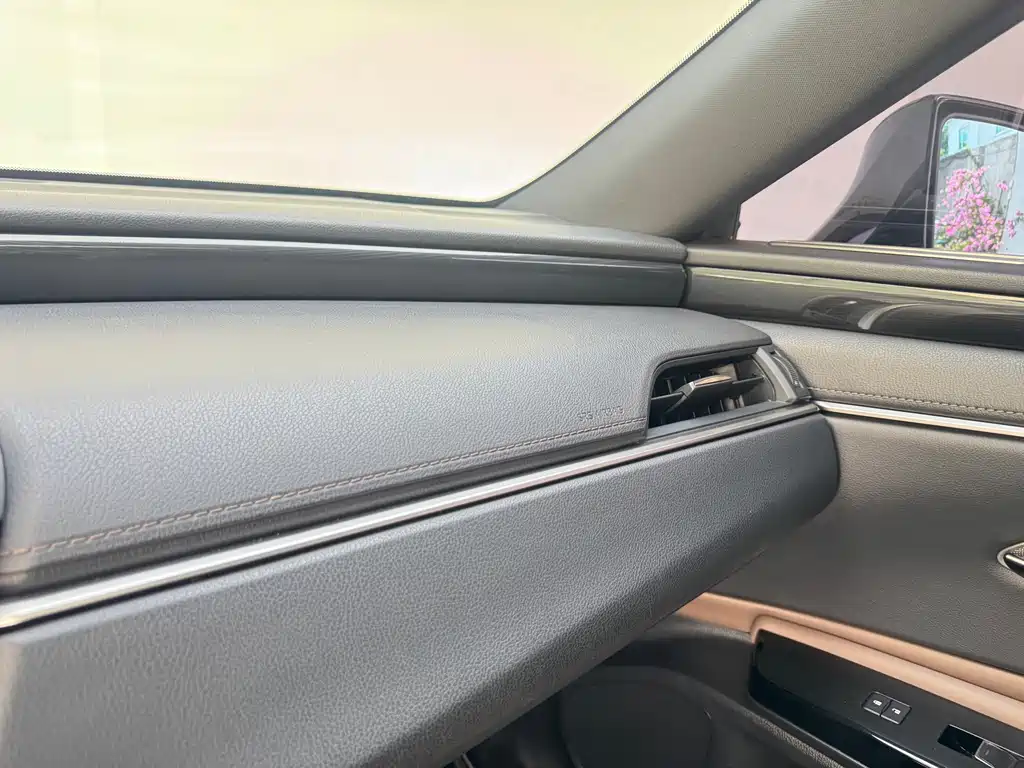 Lexus ES — миниатюра 27
